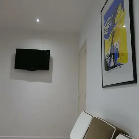 Le Clos Saint Nizier - Cathedrale- Parking - Wifi بيت للعطل *