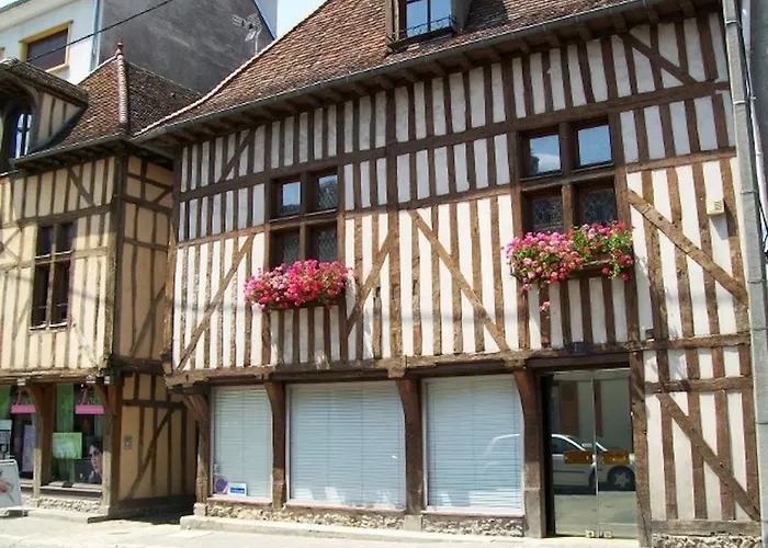 Le Clos Saint Nizier - Cathedrale- Parking - Wifi Holiday home *